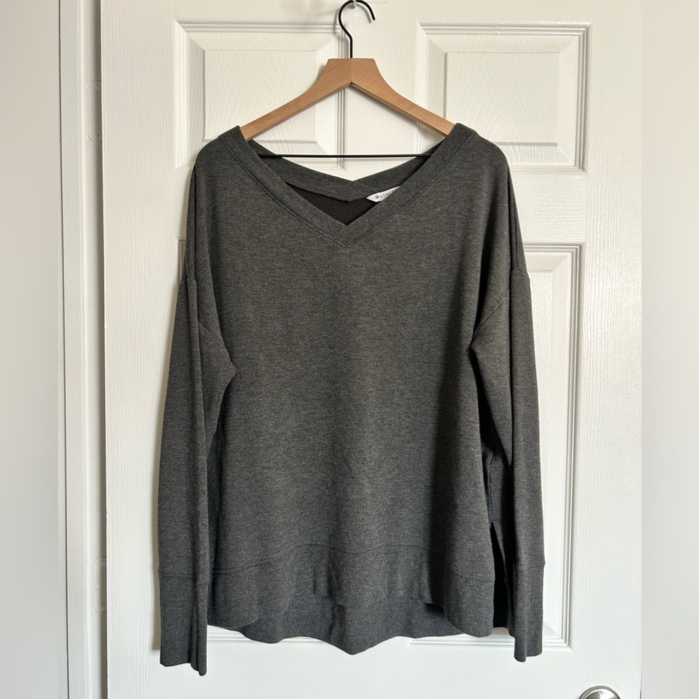 Athleta charcoal grey sweatshirt Xl GUC